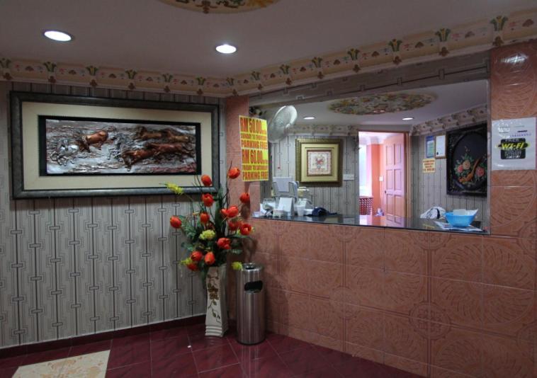 นิวเวฟโฮเต็ลบาทูเคฟส์ Hotel Batu Caves ภายนอก รูปภาพ