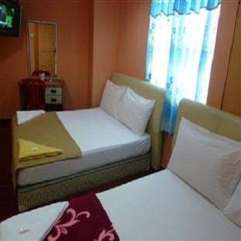 นิวเวฟโฮเต็ลบาทูเคฟส์ Hotel Batu Caves ภายนอก รูปภาพ